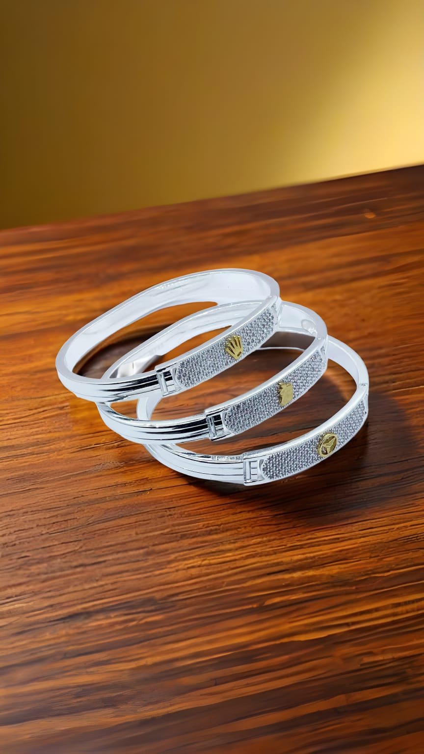 Gents kada Lock System